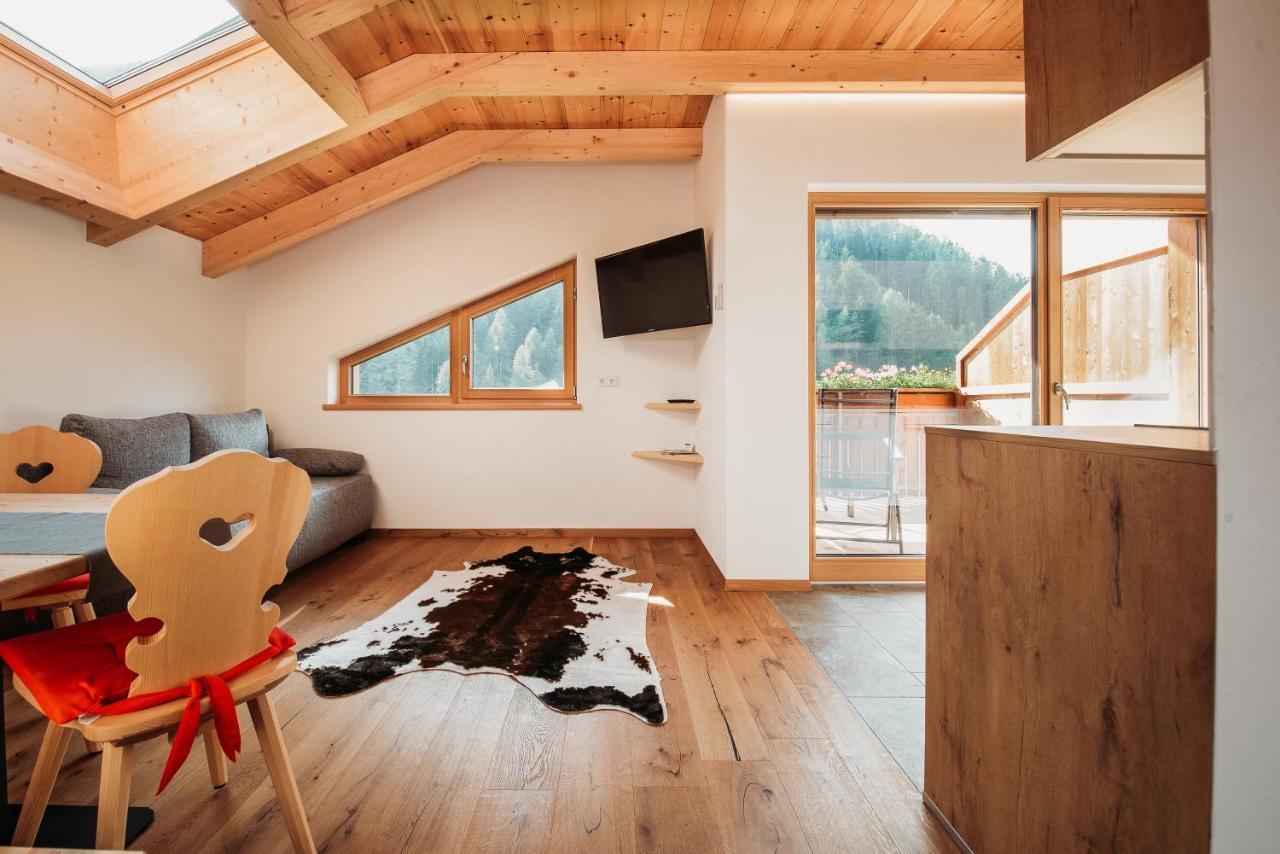 Apartment Lahnbach Grosskarneid ルゾーン エクステリア 写真
