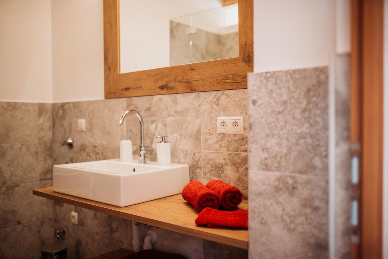 Apartment Lahnbach Grosskarneid ルゾーン エクステリア 写真